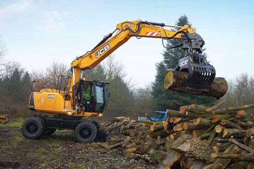 Wheeled excavator, application