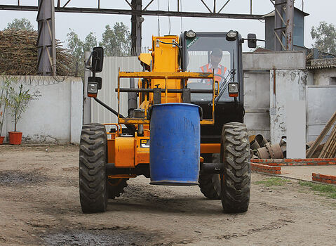 Telehandler single drum handler